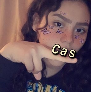 Meet your Posher, Cassandra